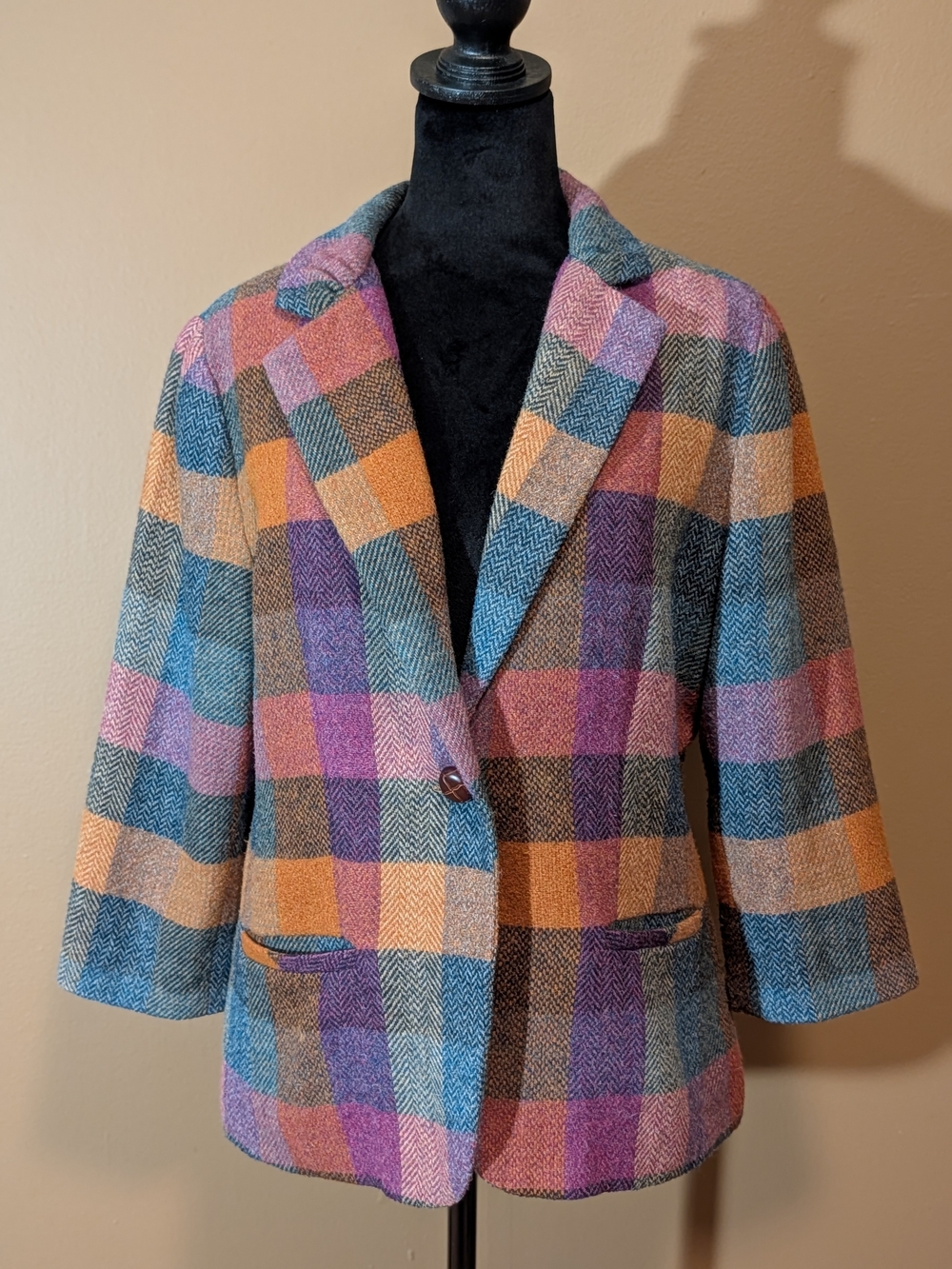 CAbi Multicolor Plaid Blazer - Pink, Blue. Vintage Inspired. Sz 10. Fall Fashion